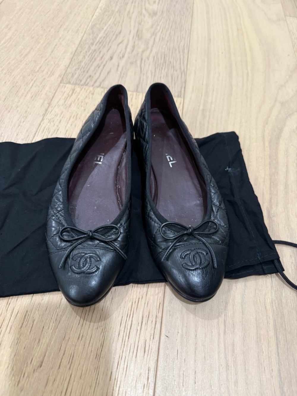 CHANEL Black Quilted Leather CC Logo Ballet Flats